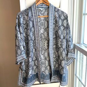 NWOT Max Studio Kimono Coverup French Paisley Blue Black White S